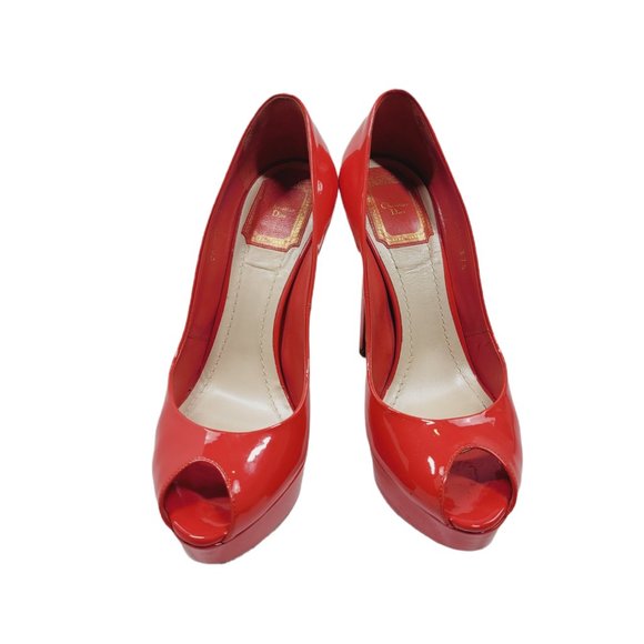 Dior Coral Pink Patent Leather Platform Pumps - Picture 6 of 11
